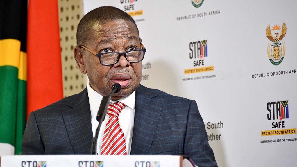 Blade Nzimande Encourages SASSA Beneficiaries to Apply for NSFAS Funding Amidst Challenges